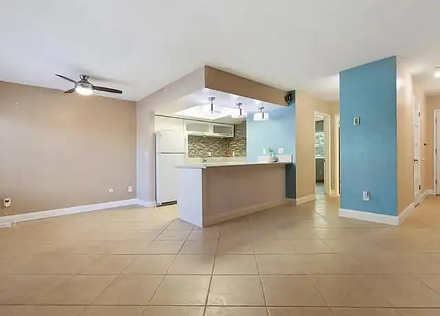 Property at 7555 Linda Vista Rd, San Diego, CA, 92111, 1 bed, 1 bath, [object Object]