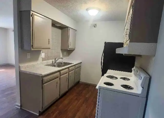 Property at 1714 Autumn Dr Apt 6, Boonville, IN, 47601, 2 beds, 1 bath, [object Object]