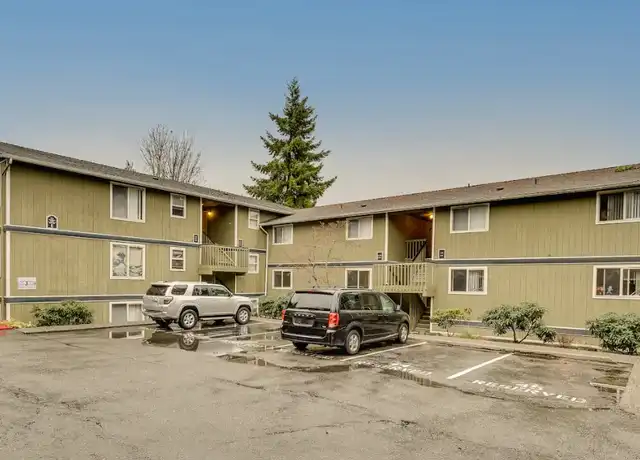 Property at 717 Hawthorne St Unit D10, Everett, WA, 98201, 2 beds, 1 bath, [object Object]