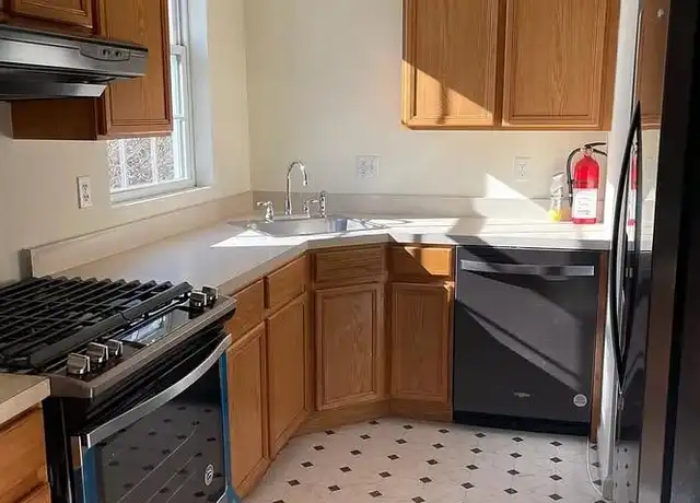 Property at 103 Pipetown Hill Rd, Nanuet, NY, 10954, 3 beds, 2 baths, [object Object]