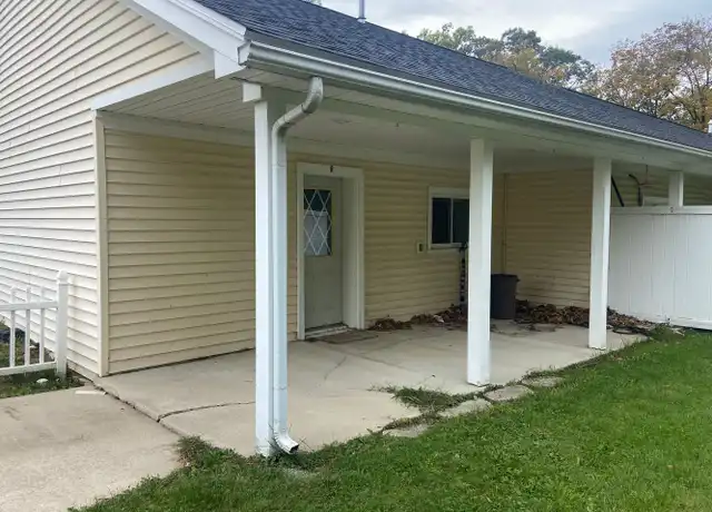 Property at 10016 Austin Rd Unit B, Jackson, MI, 49201, 2 beds, 1 bath, [object Object]
