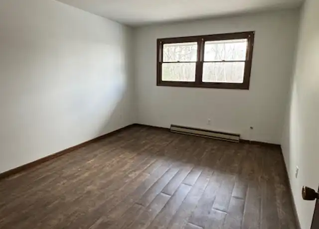 Property at 4456 Carthage Dr Unit 6, Rockford, IL, 61109, 2 beds, 1 bath, [object Object]