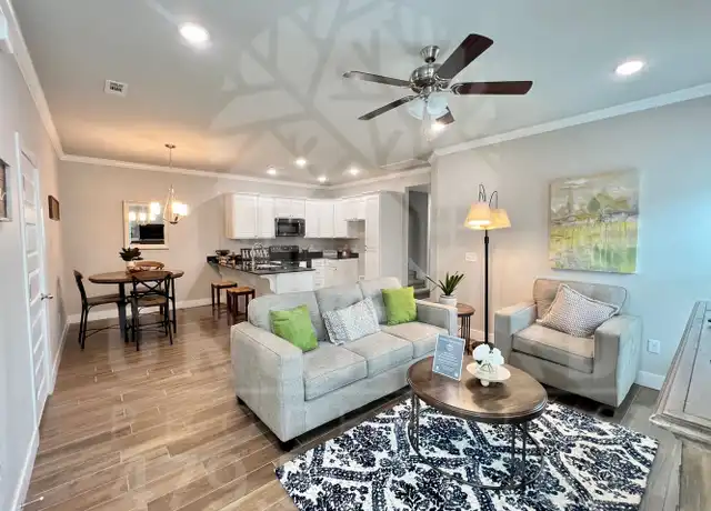 Property at 3009 N Conway Dr Unit B, Siloam Springs, AR, 72761, 3 beds, 2 baths, [object Object]