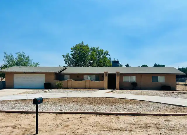 Property at 17421 Laurel St, Hesperia, CA, 92345, 3 beds, 2 baths, [object Object]