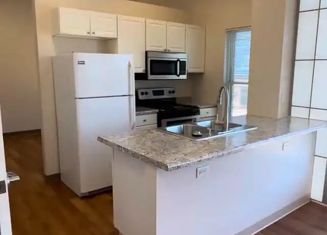 Property at 116 E 3rd St Apt 201, Bloomington, IN, 47401, 1 bed, 1 bath, [object Object]