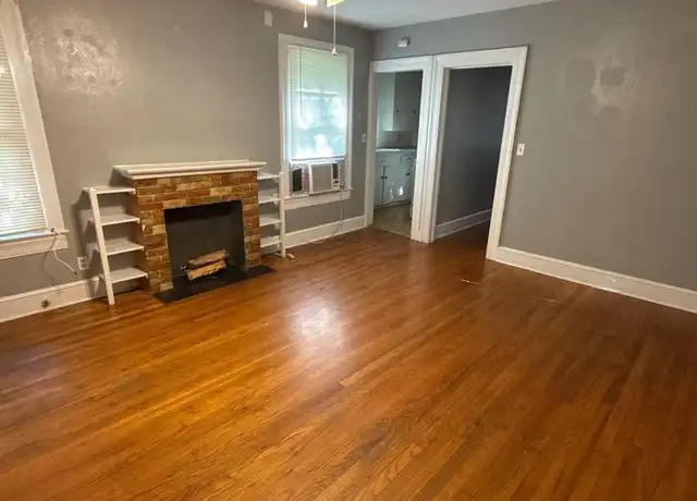 Property at 507 E College Ave Unit 6, Tallahassee, FL, 32301, 1 bed, 1 bath, [object Object]