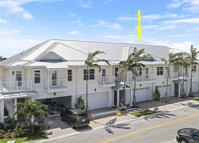 Photo of 120 Water Pointe Pl Unit 3, Jupiter, FL 33477