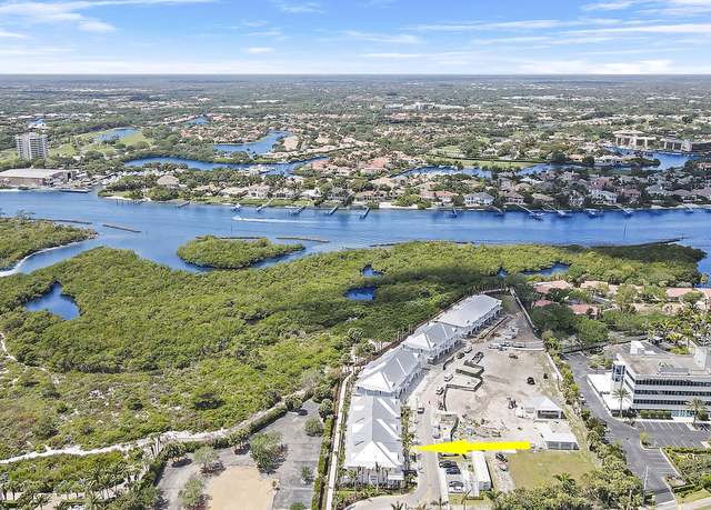 Photo of 120 Water Pointe Pl Unit 3, Jupiter, FL 33477