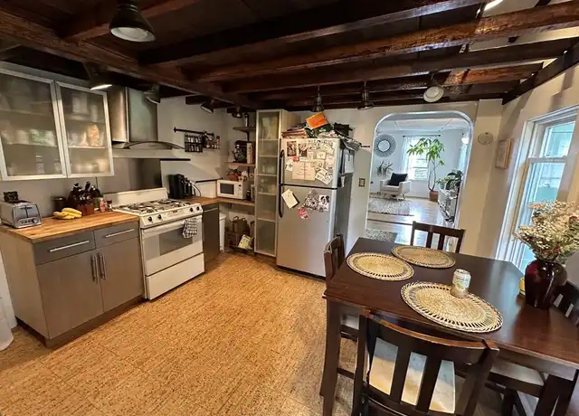 Property at 18 Tremont St Unit 2, Cambridge, MA, 02139, 2 beds, 1 bath, [object Object]