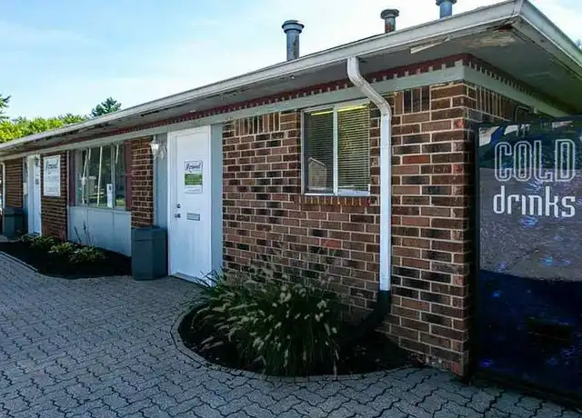 Property at 9231 Mariwood Pkwy, Indianapolis, IN, 46234, 1-3 bed, 1-2 bath, [object Object]