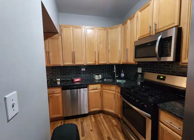 Property at 1147 E 61st St #1, Chicago, IL, 60637, 3 beds, 2 baths, [object Object]