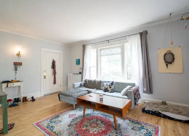 Property at 2315 Clinton Ave Unit 1, Minneapolis, MN, 55404, 1 bed, 1 bath, [object Object]