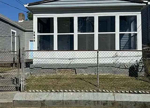 Property at 1811 Owen St, Louisville, KY, 40203, 2 beds, 1 bath, [object Object]