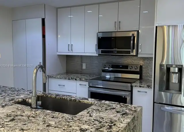 Property at 10024 Winding Lake Rd #102, Sunrise, FL, 33351, 3 beds, 2 baths, [object Object]