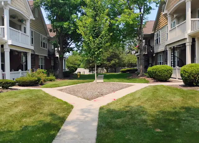 Property at 1128 Georgetown Way Unit 1128, Vernon Hills, IL, 60061, 2 beds, 2 baths, [object Object]