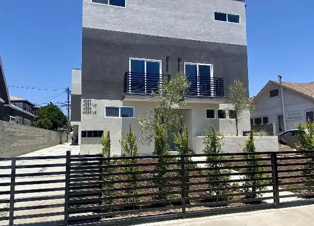 Property at 4557 Pickford St, Los Angeles, CA, 90019, 4 beds, 3 baths, [object Object]