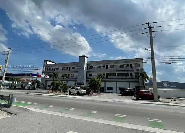 Property at 11710 NW South River Dr Unit 312, Medley, FL, 33178, 2 beds, 2 baths, [object Object]