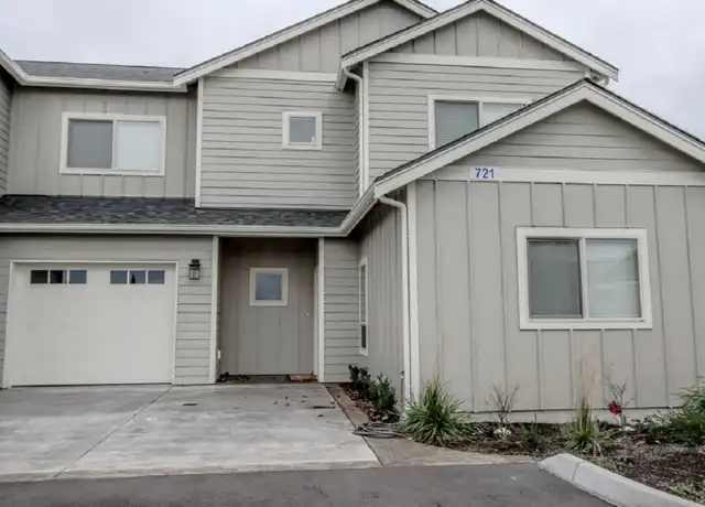 Property at 721 Trail Rd Unit B, Sedro-Woolley, WA, 98284, 2 beds, 2.5 baths, [object Object]