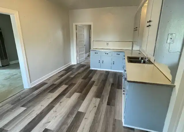 Property at 10549 Main St Unit Upper Front, North Collins, NY, 14111, 2 beds, 1 bath, [object Object]
