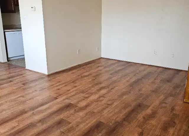Property at 3300 Kenmore Rd Unit 308, Berkley, MI, 48072, 1 bed, 1 bath, [object Object]