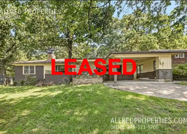 Property at 1054 N Eva Ave, Fayetteville, AR, 72701, 3 beds, 2 baths, [object Object]