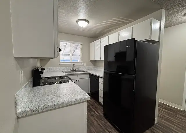 Photo of 3411 Bridgeport Way W, University Place, WA 98466