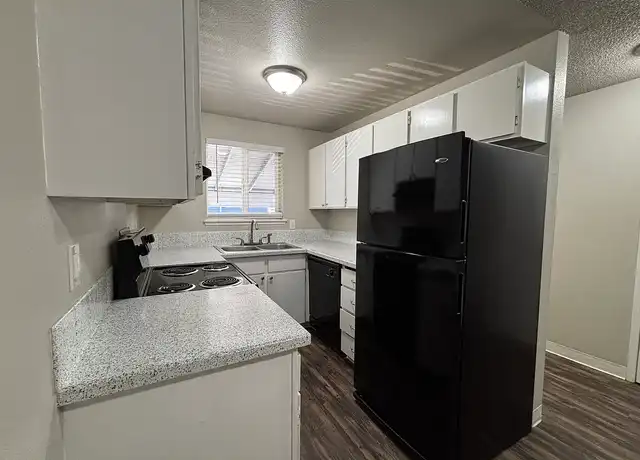 Property at Bridgeporter Apartments - 3411 Bridgeport Way W, University Place, WA, 98466, 1-2 bed, 1 bath, [object Object]