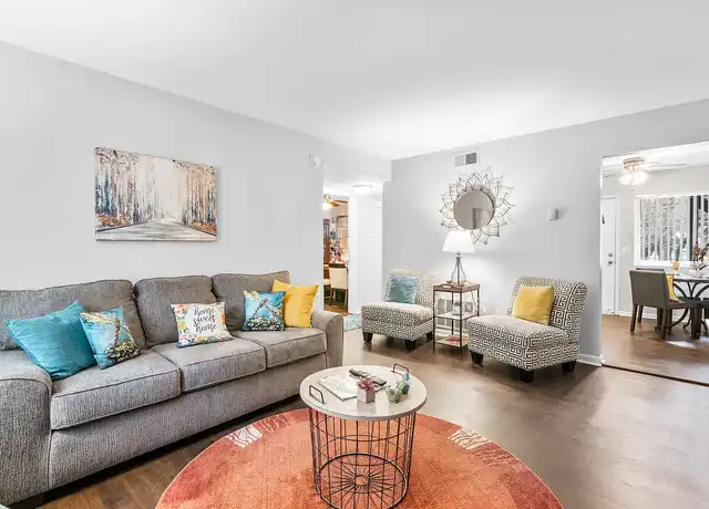 Property at Midwood Creek - 300 Pat Mell Rd SW, Marietta, GA, 30060, 1-2 bed, 1 bath, [object Object]