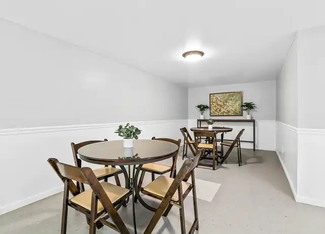 Property at Midwood Creek - 300 Pat Mell Rd SW, Marietta, GA, 30060, 2 beds, 1 bath, [object Object]