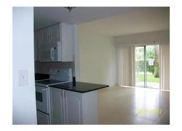 Property at 505 NE 20th Ave #118, Deerfield Beach, FL, 33441, 1 bed, 1 bath, [object Object]