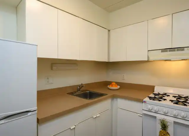 Property at 30 S State Rd Unit B04, Upper Darby Township, PA, 19082, 0 beds, 1 bath, [object Object]