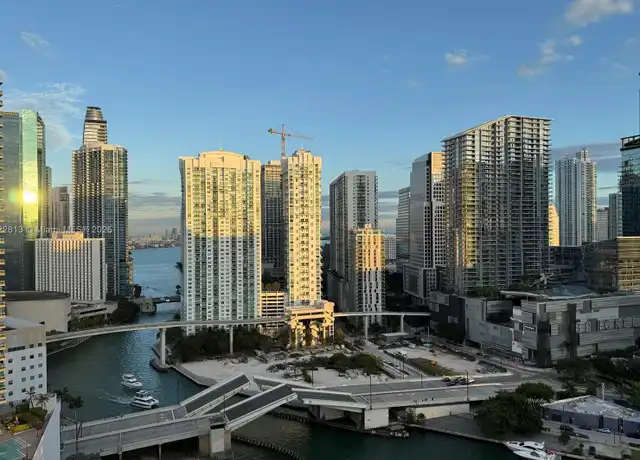 Property at 90 SW 3rd St #2711, Miami, FL, 33130, 2 beds, 2.5 baths, [object Object]