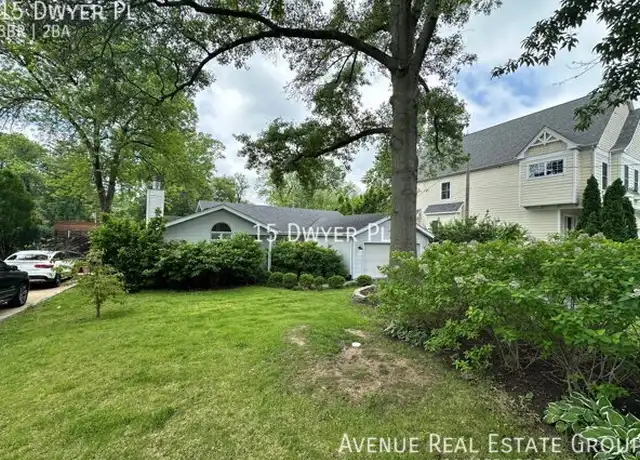 Property at 15 Dwyer Pl, Saint Louis, MO, 63124, 3 beds, 2 baths, [object Object]