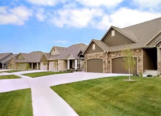 Property at 2201 NW Sharmin Dr Unit 2201, Ankeny, IA, 50023, 3 beds, 3 baths, [object Object]