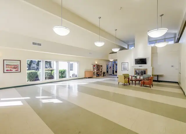 Photo of 32300 Almaden Blvd, Union City, CA 94587