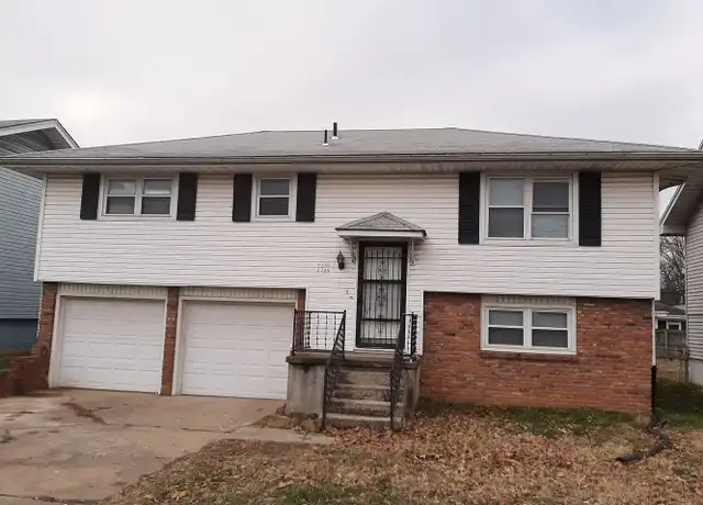 Property at 2725 S Fremont Ave, Springfield, MO, 65804, 3 beds, 1.5 baths, [object Object]