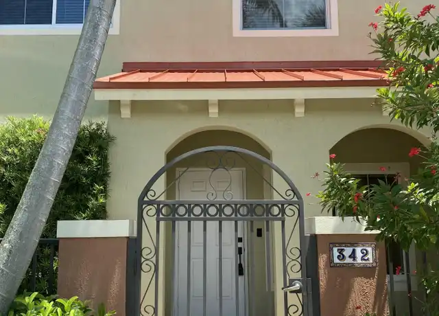 Property at 342 Lake Monterey Cir, Boynton Beach, FL, 33426, 2 beds, 2.5 baths, [object Object]