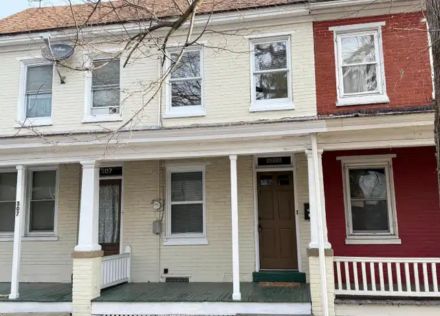 Property at 307 1/2 Walnut St, Pottstown, PA, 19464, 1 bed, 1 bath, [object Object]