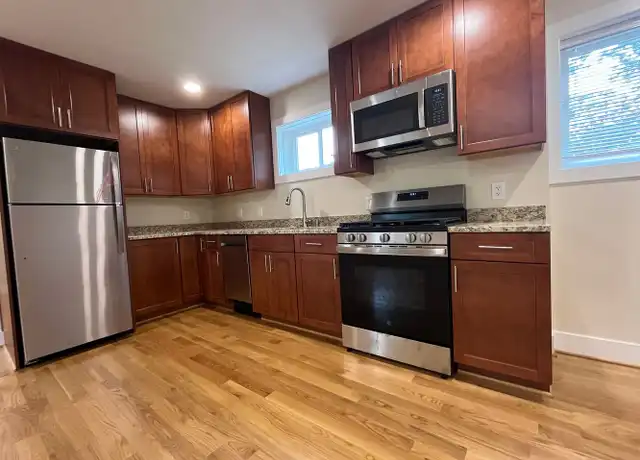 Property at 4438 B St SE Unit 4, Washington, DC, 20019, 2 beds, 1 bath, [object Object]