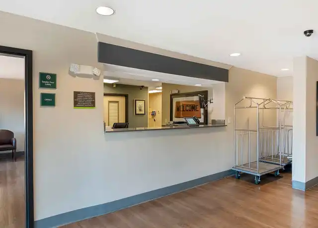 Property at Kansas City - Country Club Plaza - 4535 Main St, Kansas City, MO, 64111, 0 beds, 1 bath, [object Object]