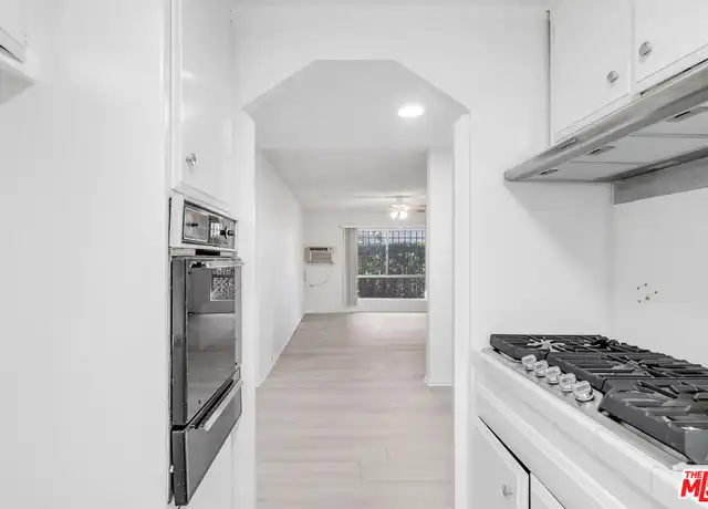 Property at 2332 S Beverly Glen Blvd Unit 3, Los Angeles, CA, 90064, 3 beds, 2 baths, [object Object]