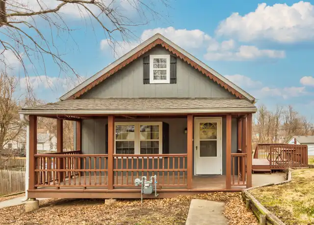 Property at 1112 Quincy St, Leavenworth, KS, 66048, 1 bed, 1 bath, [object Object]
