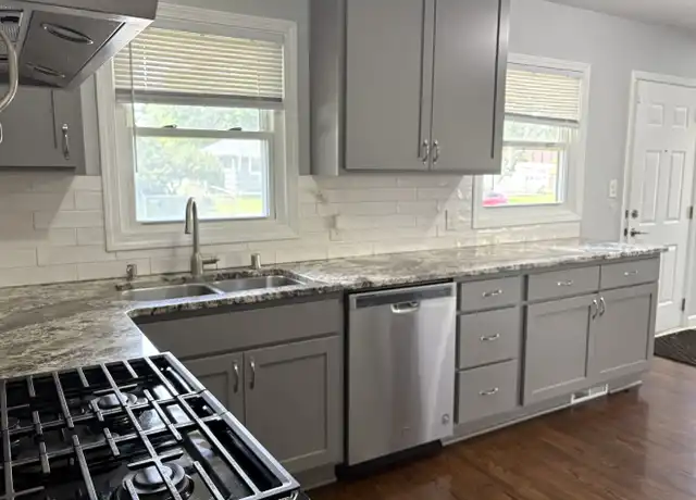 Property at 4021 4th Ave S, Minneapolis, MN, 55409, 3 beds, 2 baths, [object Object]