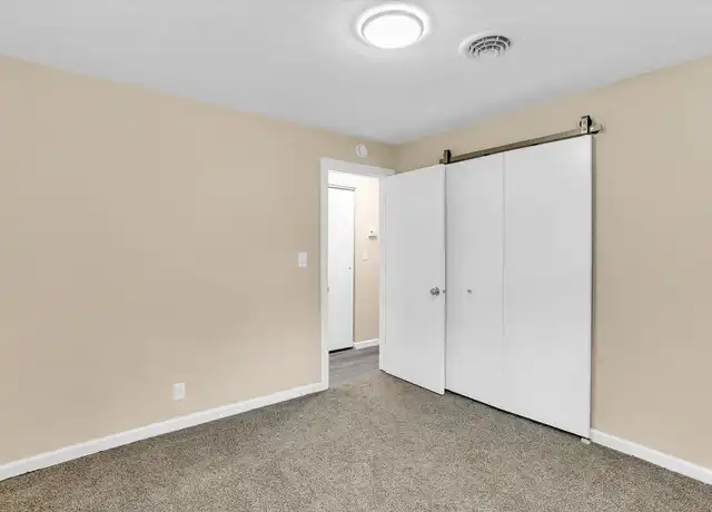 Property at 1309 Hedge Rd, Champaign, IL, 61821, 2 beds, 1 bath, [object Object]