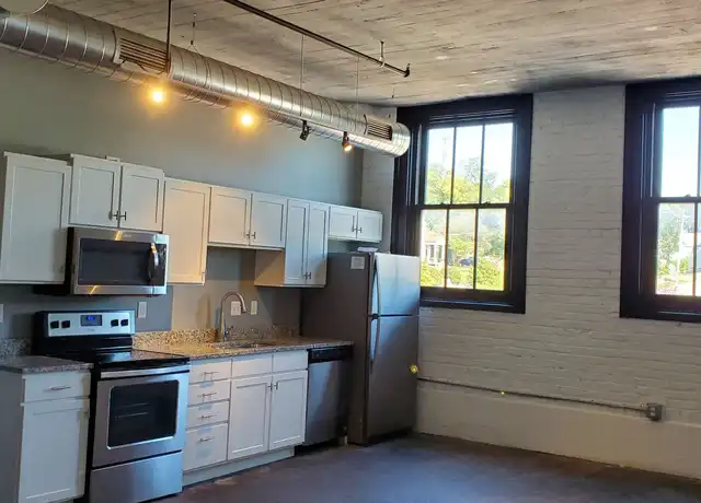 Property at 511 Pershing Ave Unit 407W, Davenport, IA, 52803, 2 beds, 2 baths, [object Object]