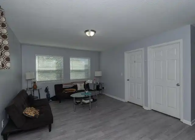 Property at 11025 Askew Ave, Kansas City, MO, 64137, 1 bed, 1 bath, [object Object]
