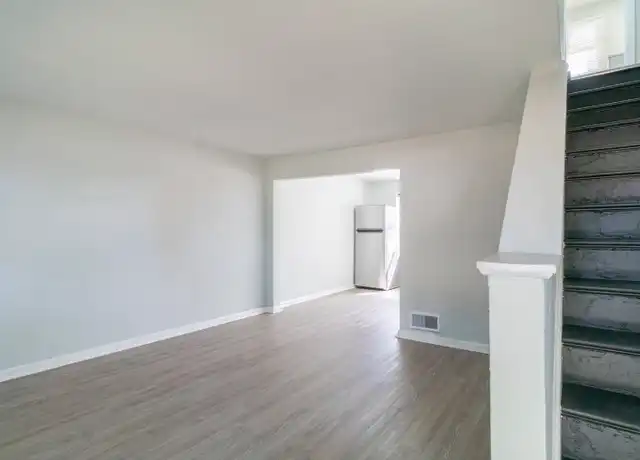 Property at 124 Yorke St Unit 2, Salem, NJ, 08079, 2 beds, 1 bath, [object Object]