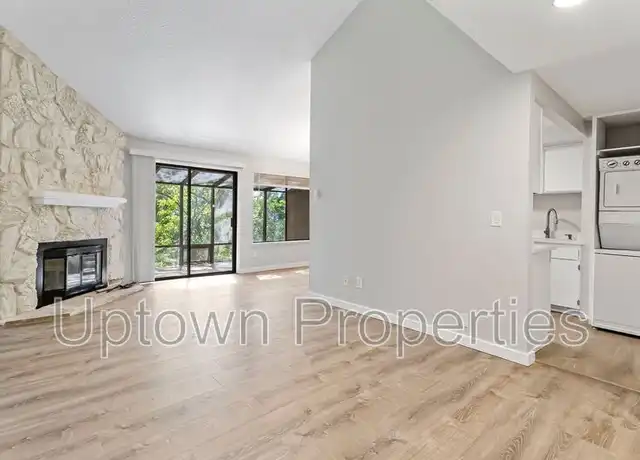 Property at 252 Cervantes Cir, Lake Oswego, OR, 97035, 2 beds, 2 baths, [object Object]