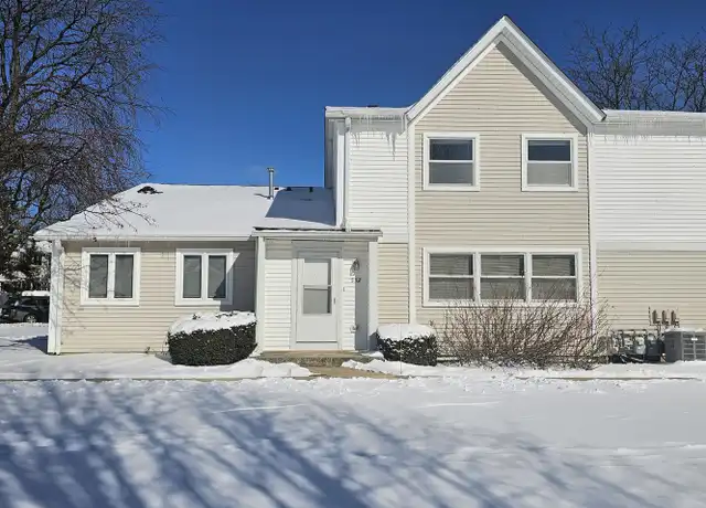 Property at 552 Inverrary Ln, Deerfield, IL, 60015, 2 beds, 1.5 baths, [object Object]