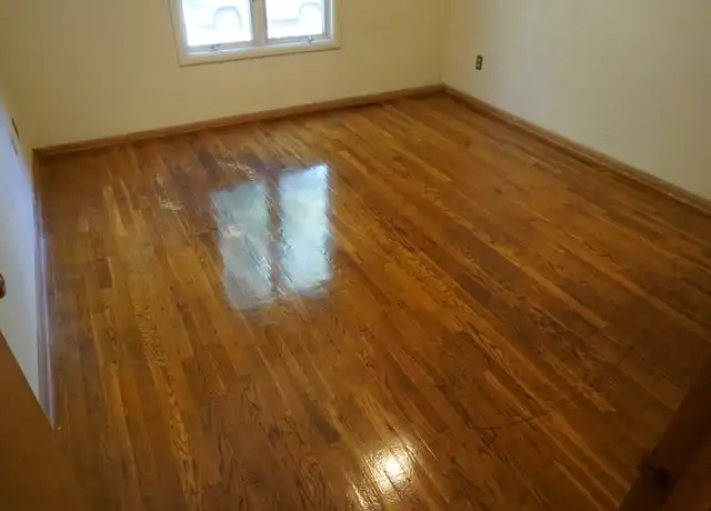 Property at 70 W Northwood Ave Unit 2B, Columbus, OH, 43201, 2 beds, 1 bath, [object Object]